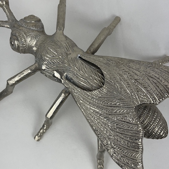 Large Decorative Silver Metal Winged Insect - Picture 3 of 7